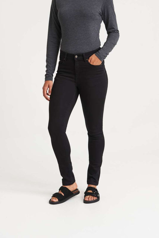 https://impresamissoni.com/_im/_printoterra/so-denim/model/sd014/sd014-1.jpg