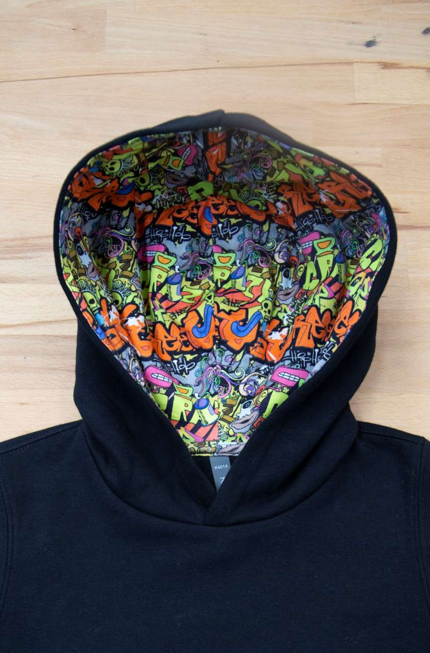 https://impresamissoni.com/_im/_printoterra/kariban/packshots/ka4014/ka4014-blackskate_graffiti-a1.jpg