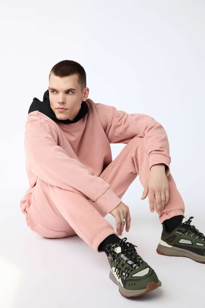 https://www.ldy.hr/_assets/_PrintoTerra/lane-seven/model/ls16004gd/ls16004gd-3.jpg