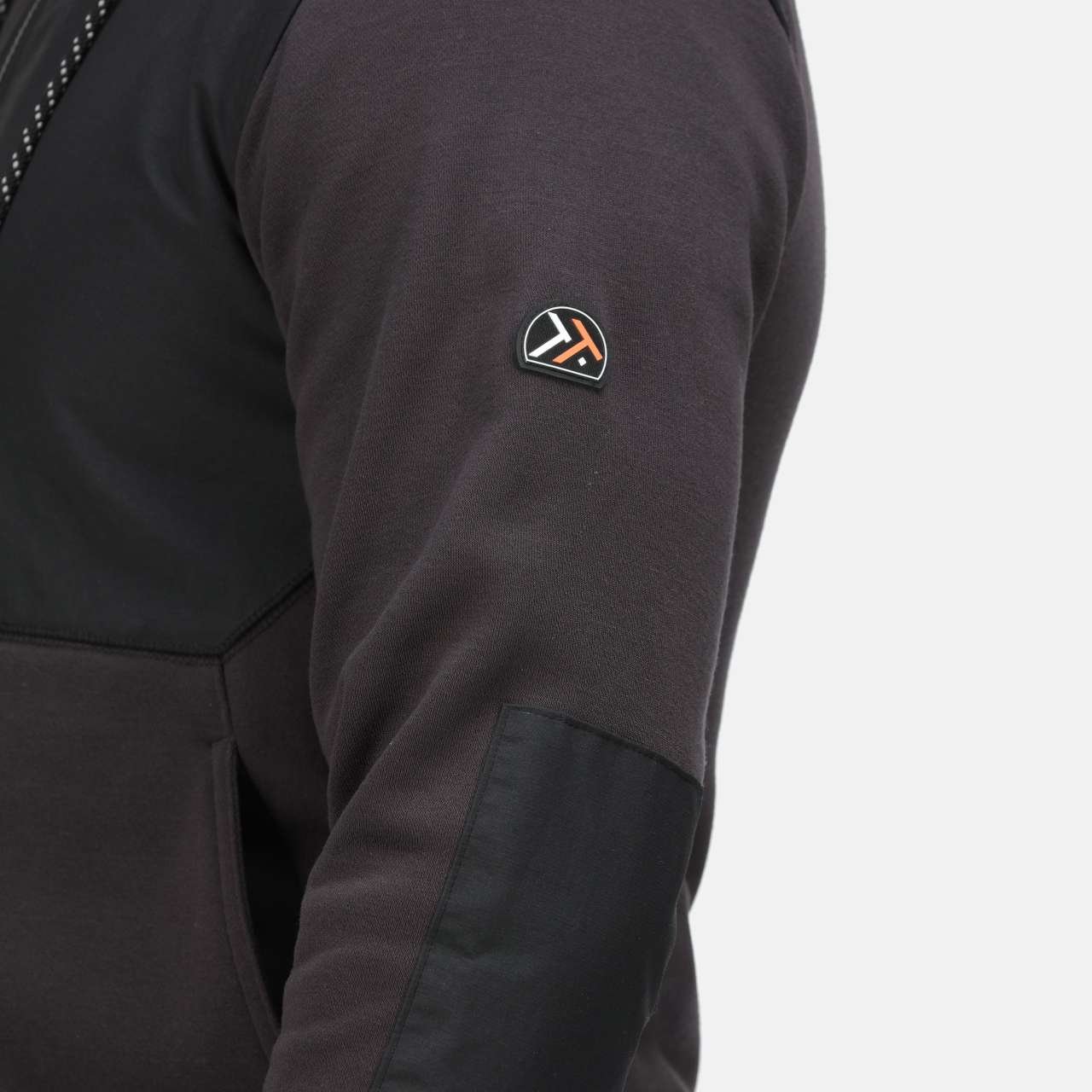https://www.ldy.hr/_assets/_PrintoTerra/regatta/model/retrf643/retrf643-5.jpg