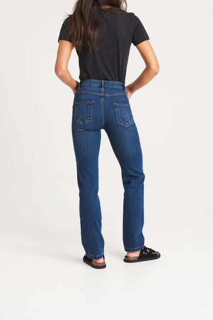 https://impresamissoni.com/_im/_printoterra/so-denim/model/sd011/sd011-10.jpg