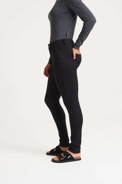 https://impresamissoni.com/_im/_printoterra/so-denim/model/sd014/sd014-4.jpg